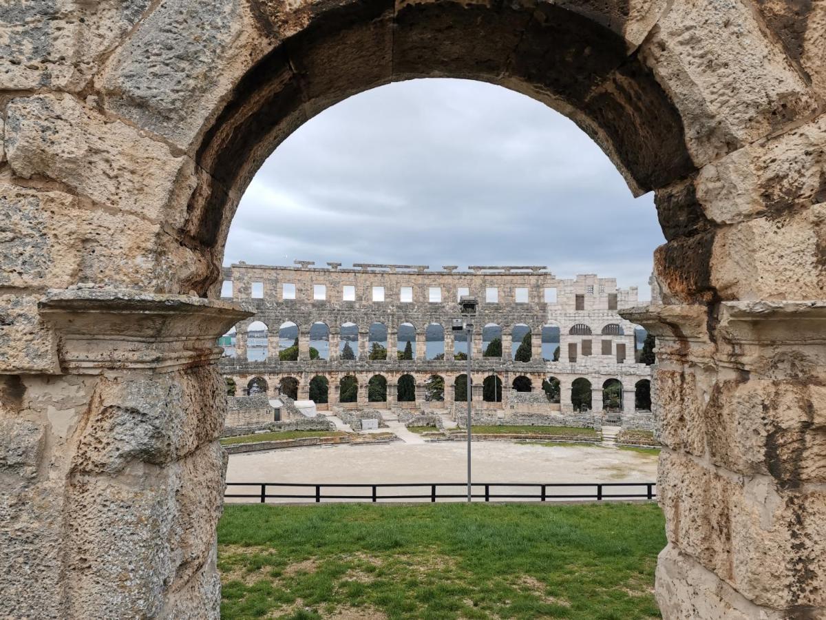 Apartment Andreas - Amphitheater - Pula Exterior foto