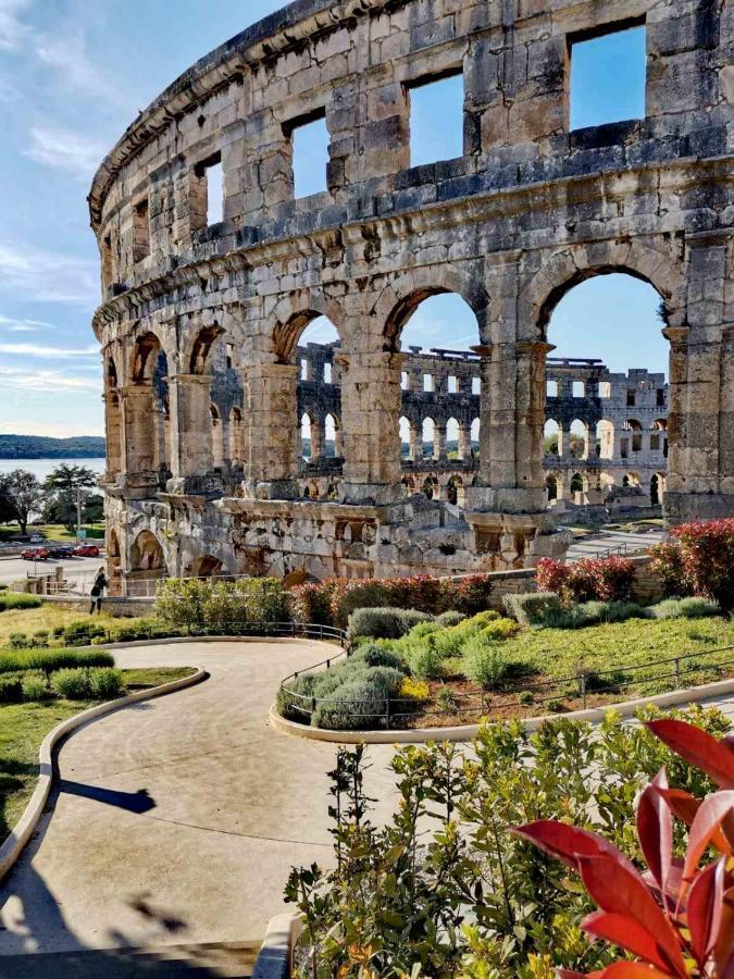 Apartment Andreas - Amphitheater - Pula Exterior foto